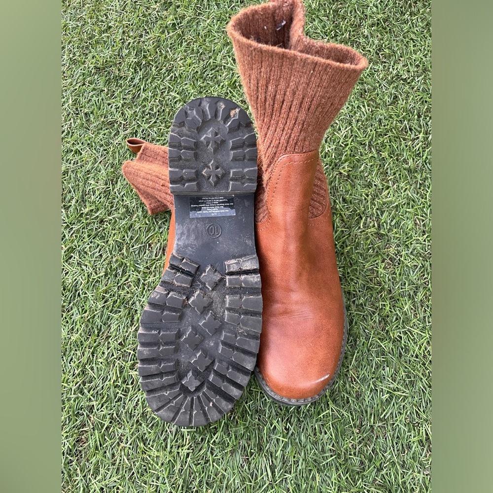 Universal Thread Sock Boots Knit Chelsea Brown Faux Leather Sz(10) - Picture 5 of 6